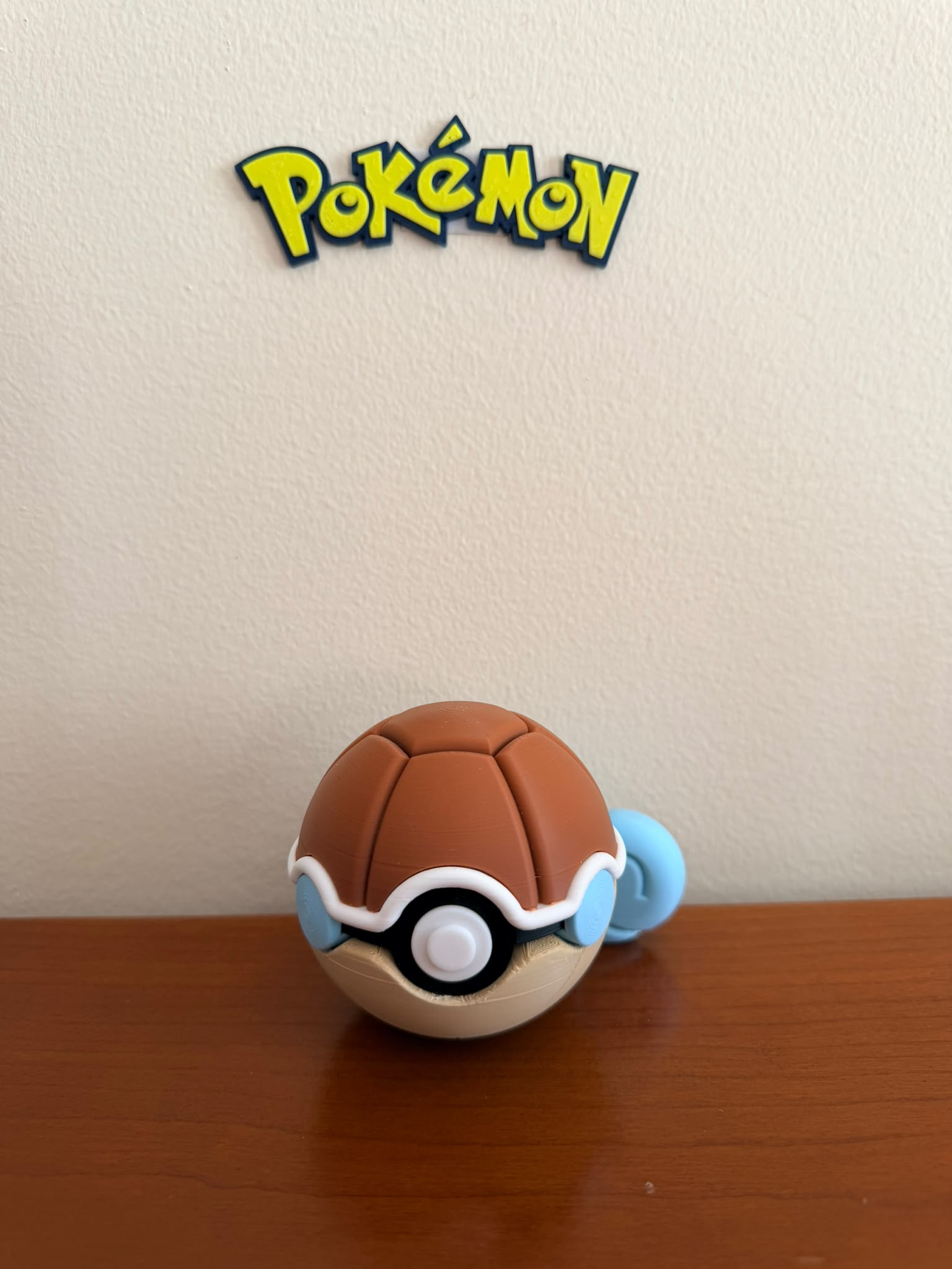 Pokébola Personalizada Inspirada no Squirtle Nº 0007 | Peça Decorativa